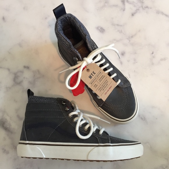 Vans Shoes - VANs NWB Charcoal Leather SK8-Hi MTE Hi-Tops